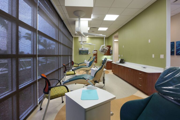 LAKES PARK CHILDRENS DENTISTRY AND ORTHODONTICS 768x512